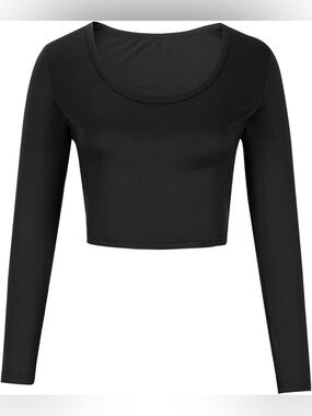 OQQ Black Long-Sleeve Crop Top - Women